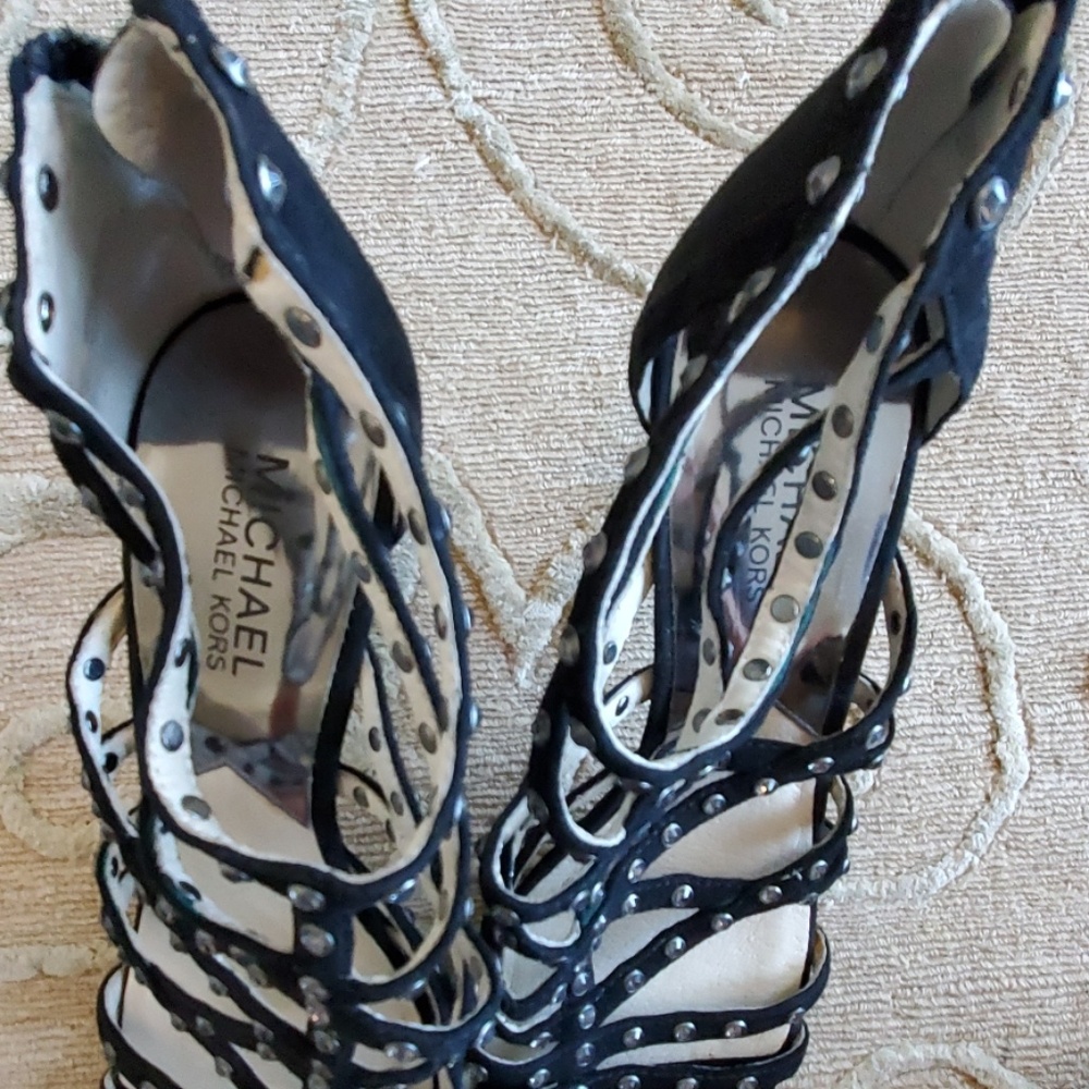 NEW! Michael Kors, Black Heels - Picture 6 of 8